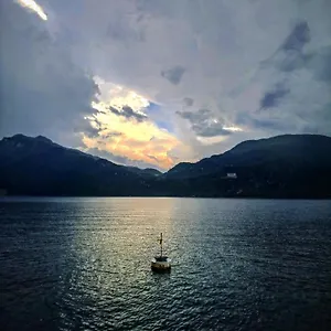 Miralago Casa Vacanze , Mandello del Lario Italia